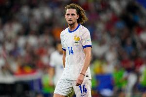 德尚談拉比奧特被巴黎球迷噓：噓國(guó)家隊(duì)的球員是不可接受的