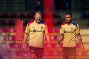 世體：蒂亞戈還沒在巴薩正式開始工作，在與俱樂部敲定合同細(xì)節(jié)