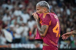 佩杜拉：韋斯利膝蓋不適將接受羅馬檢查，對陣都靈倫施將出任首發(fā)