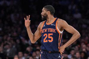 節(jié)末超遠壓哨不中不計入個人投籃！哈特@大橋：你是開拓者！