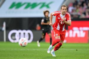 只有3名球員在歐冠為不同球隊(duì)打進(jìn)20球，分別是C羅、內(nèi)馬爾和凱恩