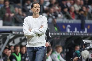 法蘭克福主帥：大勝加拉塔薩雷后收到穆勒的祝賀，他鼓勵(lì)我們繼續(xù)