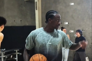 新力量超強(qiáng)輸出！新加入廣州男籃的球員發(fā)展教練Myck激情滿滿