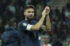 吉魯：當(dāng)初法國球迷因本澤馬噓我讓我感覺很受傷，我想要證明自己