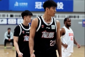 默契依舊！陳國豪&邵煒昀 廣工雙子星職業(yè)賽場配合首秀?