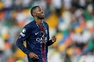 替補(bǔ)待命？法媒：戰(zhàn)洛里昂感到不適，登貝萊可能不會(huì)首發(fā)出戰(zhàn)尼斯