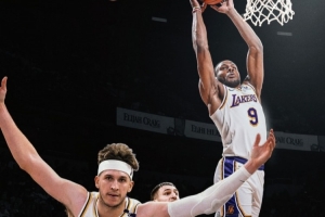 有那味了！詹韋連線(xiàn)PK布里連線(xiàn) 湖人今天的對(duì)手正是熱火