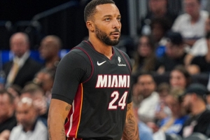 鮑威爾：想把科比的心態(tài)、韋德的技術(shù)結(jié)合成我的打球風(fēng)格