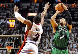 皮爾斯：我比韋德強(qiáng) 我?guī)p峰期時(shí)可沒(méi)福氣和更多名人堂球員當(dāng)隊(duì)友