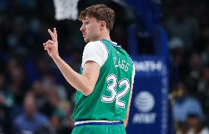 克萊：弗拉格想隔扣字母哥 他毫無畏懼 我欣賞他的勇氣