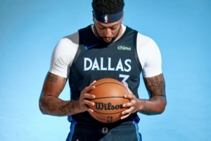 獨(dú)行俠發(fā)布城市版球衣！這款球衣是對1此前城市版球衣的重新演繹