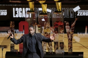 韋德：退役后就不再是焦點(diǎn)了 這一點(diǎn)和娛樂(lè)明星沒(méi)法比