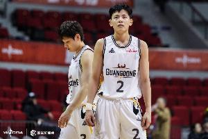 媒體人：廣東女籃勝在團(tuán)隊性和體系 楊家姐妹用勝利告慰父親