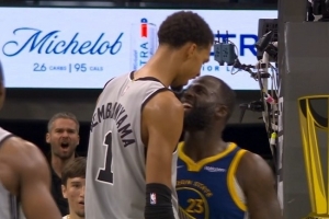 算互爆？文班防追夢后者17中3&三分8中0 角色互換文班21中8&6失誤