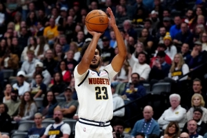 就差1分了！卡梅隆·約翰遜接約基奇?zhèn)髑蛉执蛲９? >
                                        </div>
                                    </div>
                                                                        <div   id=