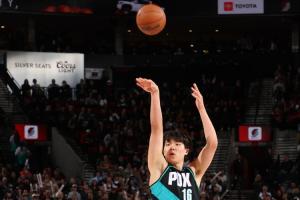 鍵盤俠|大夢殘影??楊瀚森是我拓今日最佳內(nèi)線 進步之大嘆為觀止