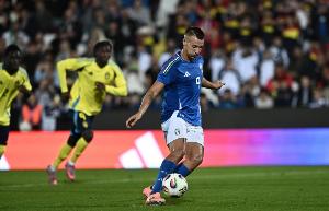 卡馬達：我受到了伊布的啟發(fā)，他曾是世界上最強的球員之一