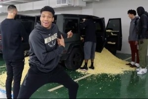 解密NBA“職場PUA”！菜鳥被逼表演是常態(tài) 這些騷操作才絕??