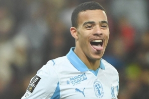 馬賽5-1大勝尼斯暫時登頂法甲，格林伍德雙響、奧巴梅揚(yáng)1射2傳