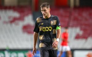 26歲國(guó)米舊將范赫斯登宣布退役，本月遭遇生涯第三次膝蓋韌帶重傷