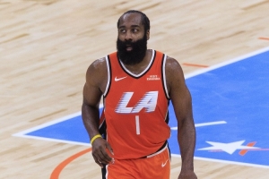 前二喬科？美媒：現(xiàn)在是否該將哈登視為史上第三偉大的得分后衛(wèi)？