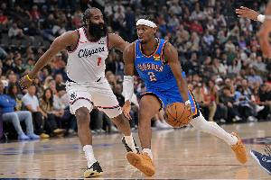 比肩MVP榜前二！本賽季僅3人至少砍下55分：約基奇、SGA、哈登