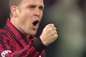 可以頂出弧線的空霸！比埃爾霍夫98-99賽季米蘭奪冠功臣！