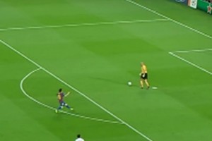 米蘭球迷永遠不會忘記 ！帕托面對巴薩時的精彩進球