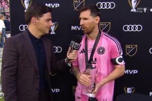 太完美了！梅西獲得美職聯(lián)季后賽MVP！6場(chǎng)6球7助率隊(duì)奪冠！！