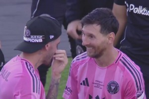 聯(lián)手奪得美職聯(lián)冠軍！賽后德保羅與梅西有說(shuō)有笑！